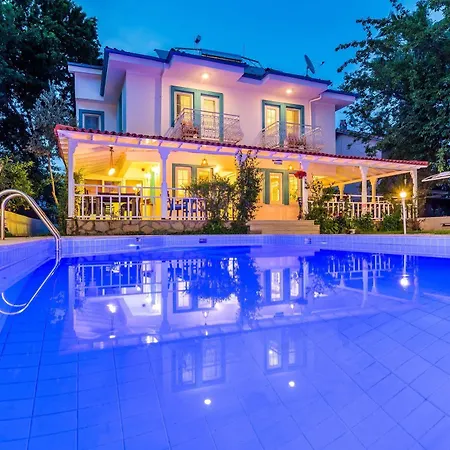 Calypso Cozy Suites (Adults Only) Дальян